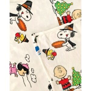 2018 Peanuts Snoopy Halloween Thanksgiving Christmas Fleece Throw Blanket, NWOT